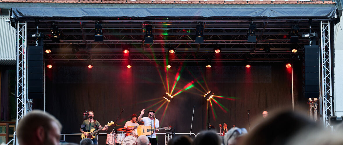 Sommer am Platz 2022_Moose Crossing_The Rubberneckers@Miro Kuzmanovic15