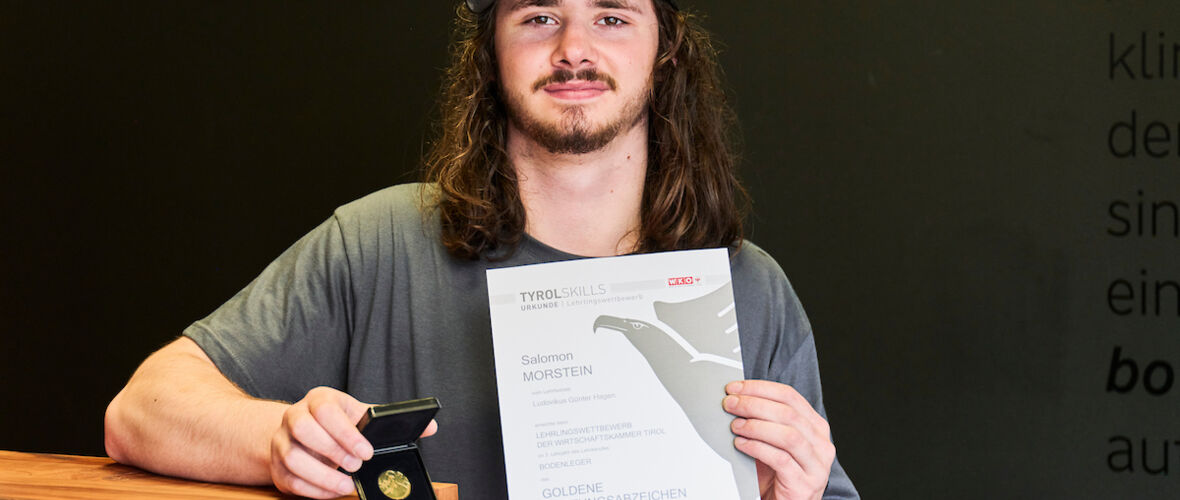 SalomonMorstein_LandeslehrlingswettbewerbGOLD_Ludovikus_medium_2023@MiroKuzmanovic(4) SalomonMorstein_LandeslehrlingswettbewerbGOLD_Ludovikus_medium_2023@MiroKuzmanovic(4)