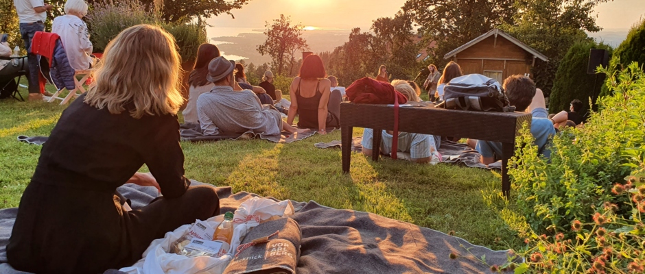 Vorarlberger Kulturpicknick 2020 in Eichenberg_Stereo Ida-c-Sabrina-Lutz-Bodensee-Vorarlberg-Tourismus-Gmbh Vorarlberger Kulturpicknick 2020 in Eichenberg_Stereo Ida-c-Sabrina-Lutz-Bodensee-Vorarlberg-Tourismus-Gmbh