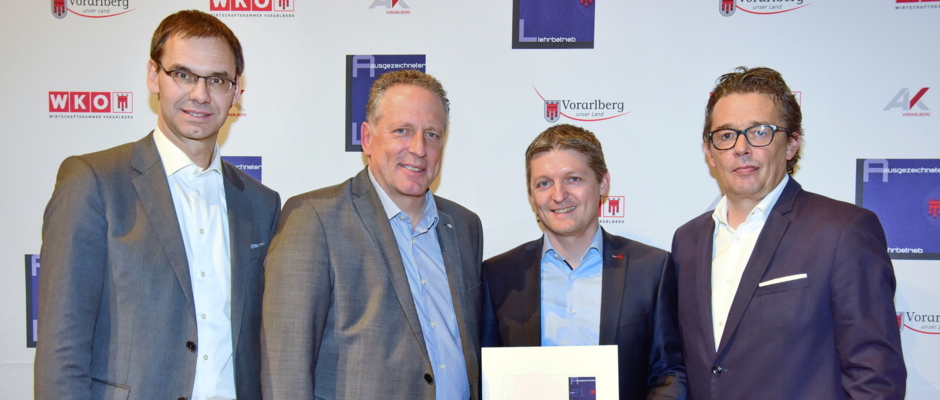 AusgezeichneteLehrbetriebe_2018Hannes_Hagen@HandoutWKV AusgezeichneteLehrbetriebe_2018Hannes_Hagen@HandoutWKV