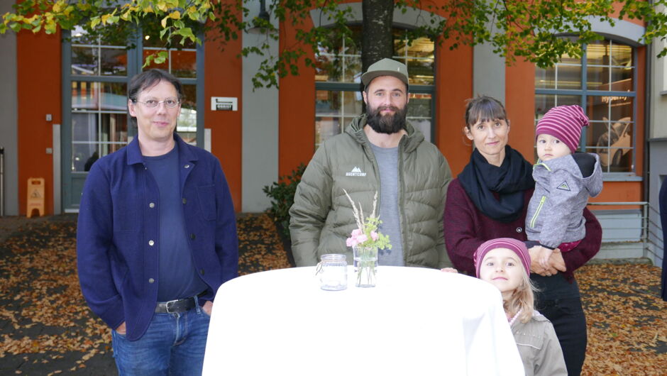 Eröffnung Freiraum_2020_Manfred_Stemmer_Thomas_und_Tanja_Vogel_mit_Kindern@Christoph Gilhaus