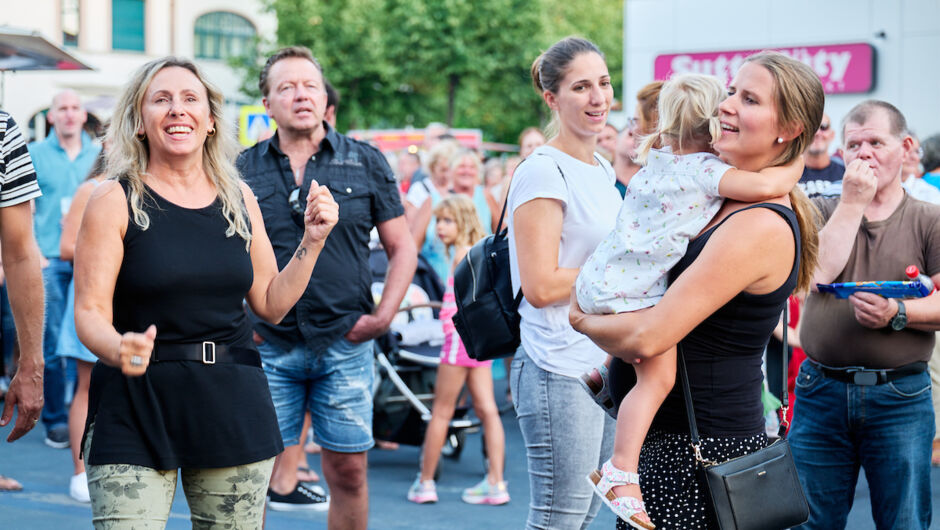 Sommer am Platz 2022_Moose Crossing_The Rubberneckers@Miro Kuzmanovic13 Sommer am Platz 2022_Moose Crossing_The Rubberneckers@Miro Kuzmanovic13