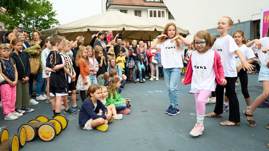 Bsondris am Markt_Kinder 2023@Miro Kuzmanovic91 Bsondris am Markt_Kinder 2023@Miro Kuzmanovic91