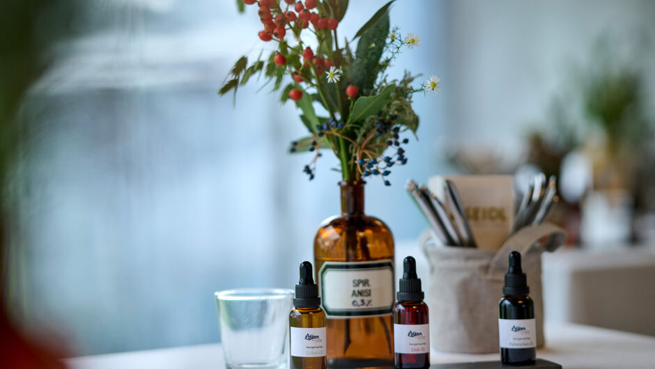 Braun-Apotheke_100-Jahre_001 Braun-Apotheke_100-Jahre_001